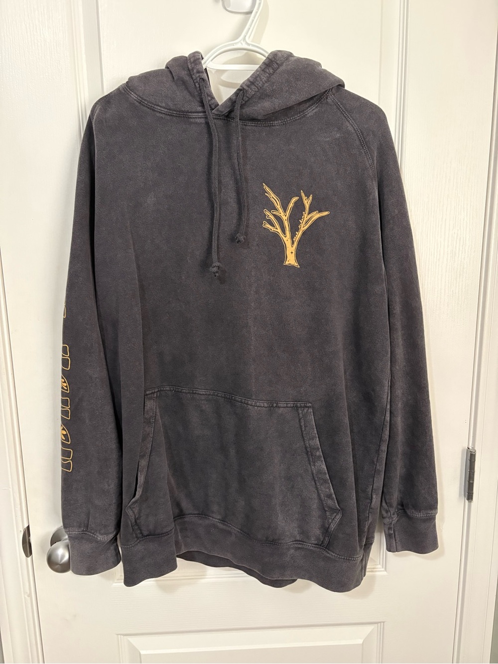 Noah Kahan Stick Season Tour Graphic Hoodie XL